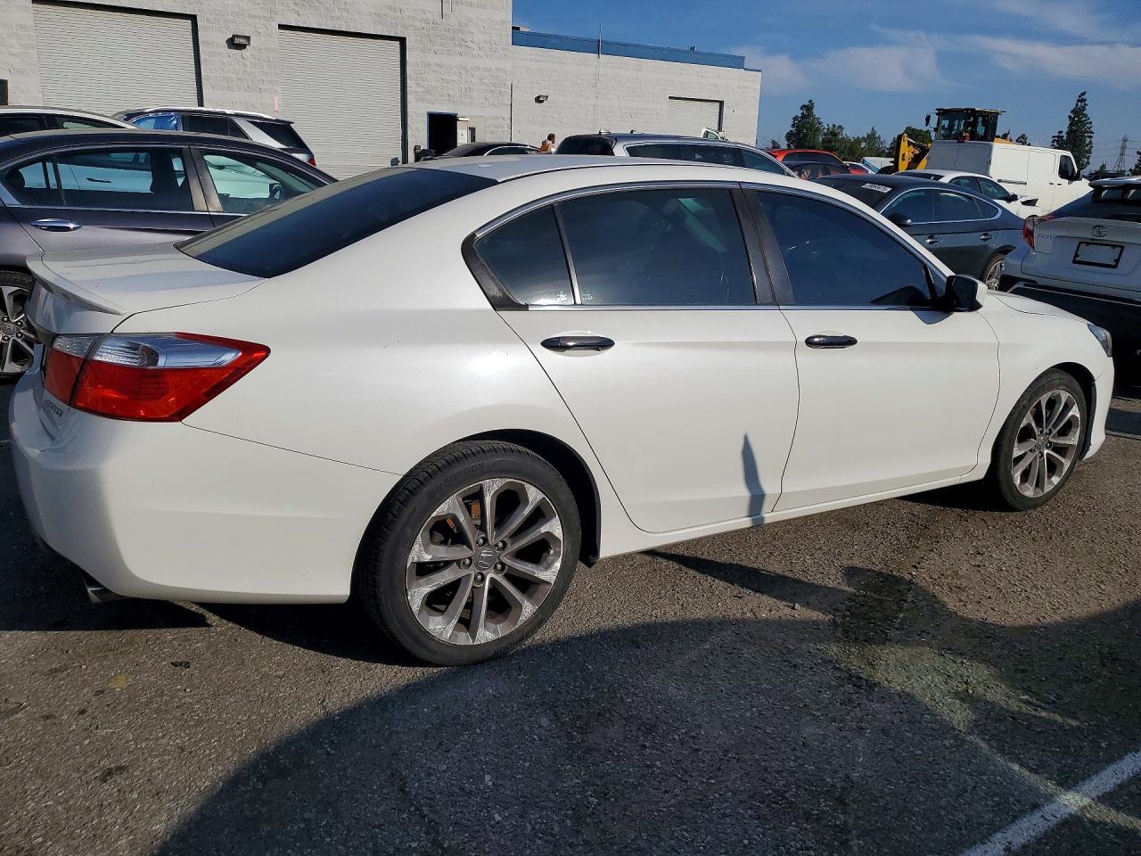 2015 HONDA ACCORD