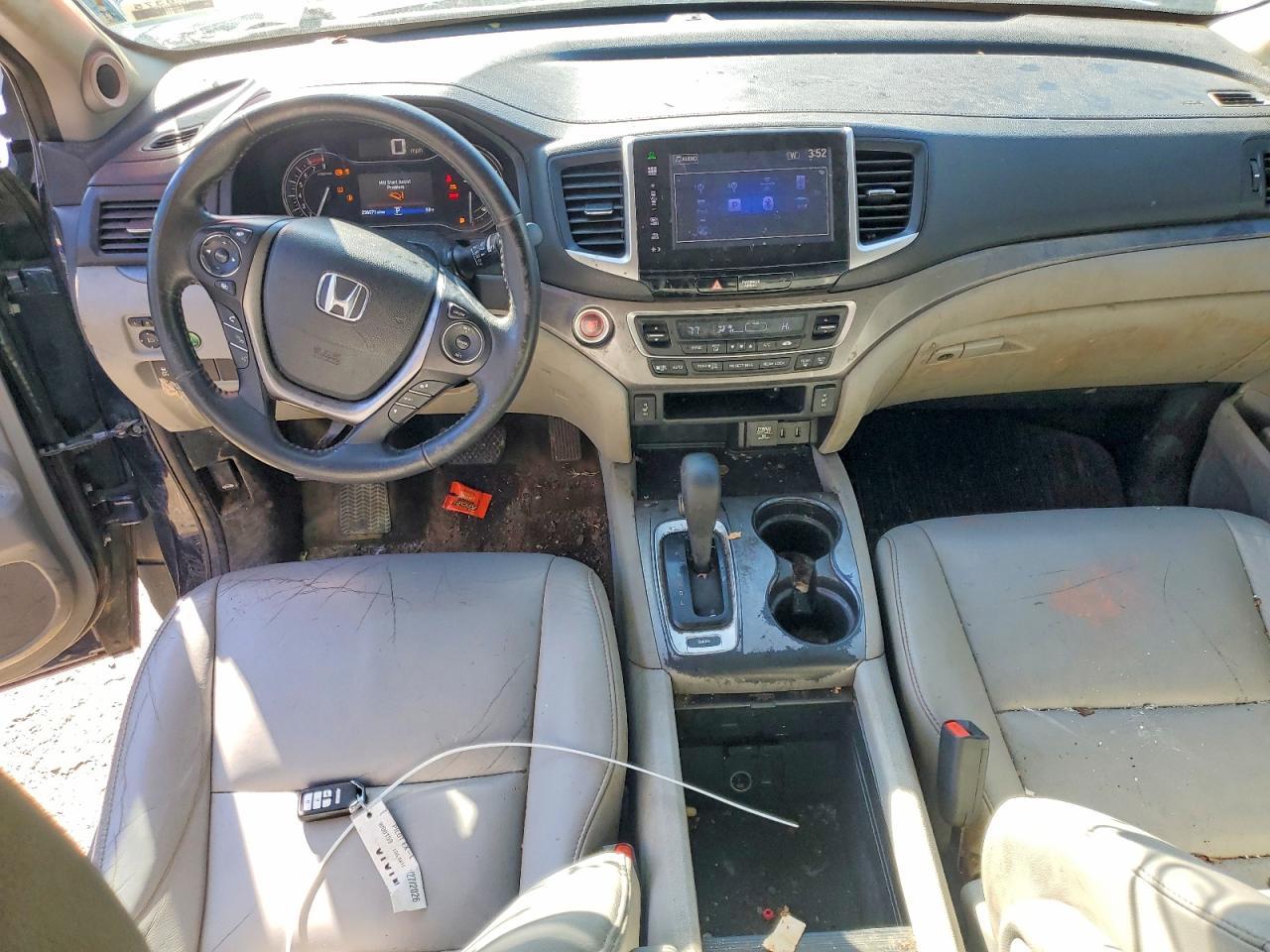 2016 HONDA PILOT