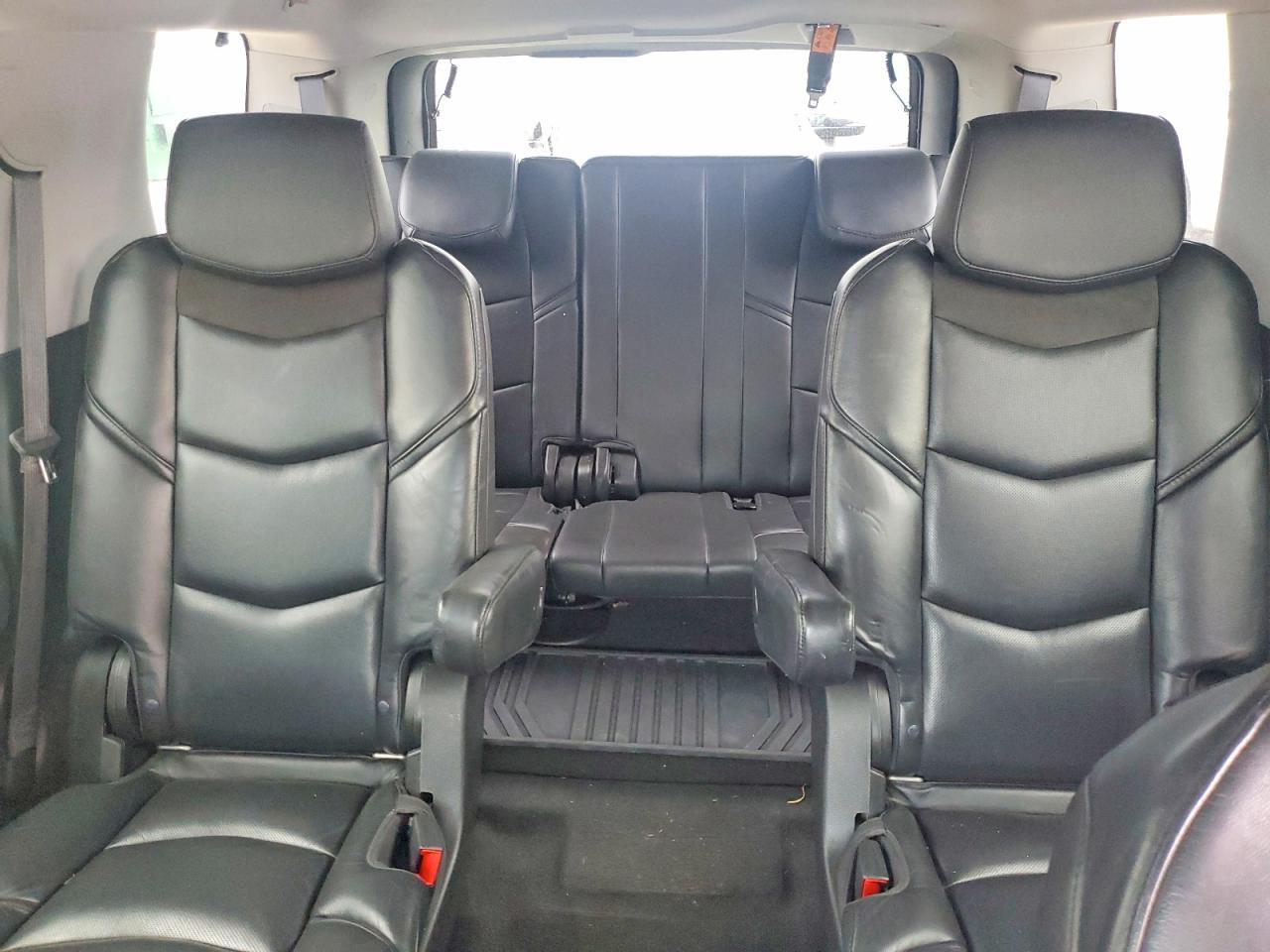 2018 CADILLAC ESCALADE