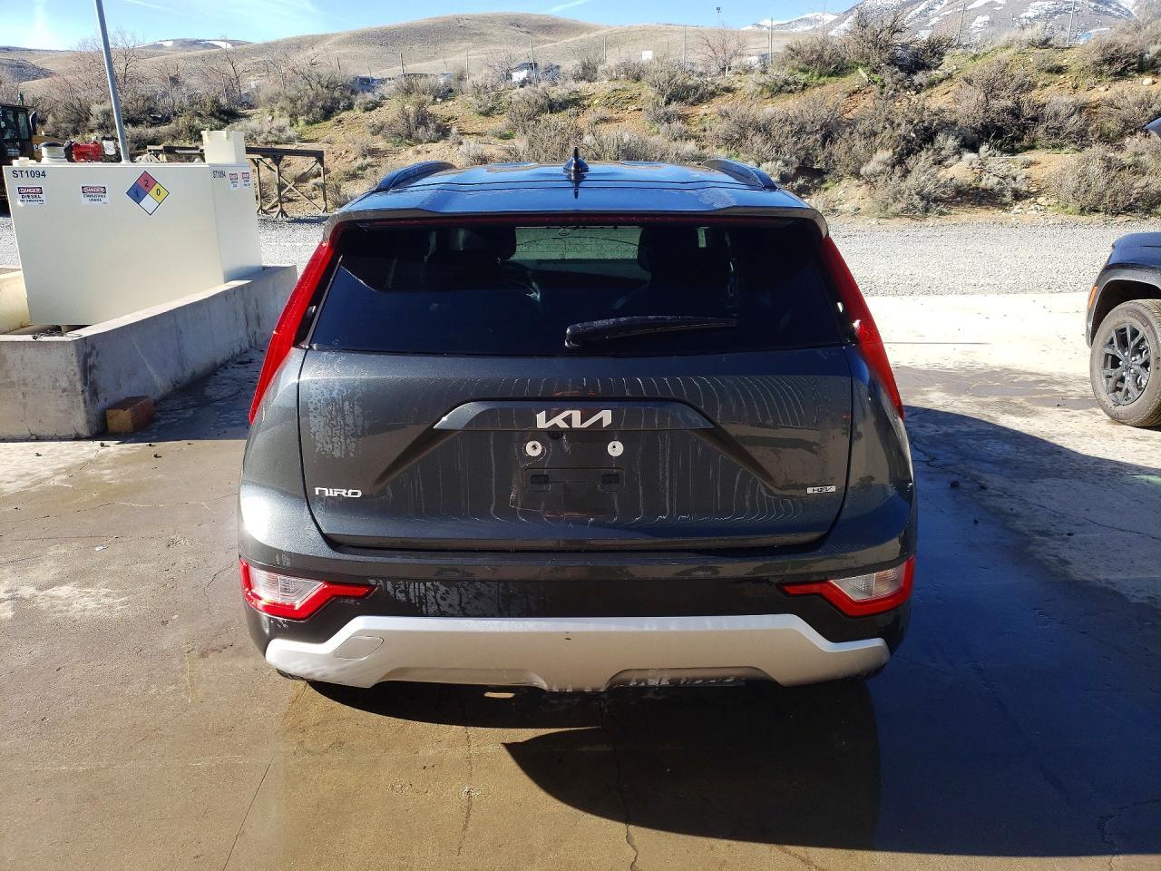 2025 KIA Niro