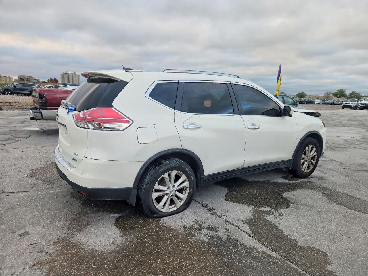 2014 NISSAN ROGUE