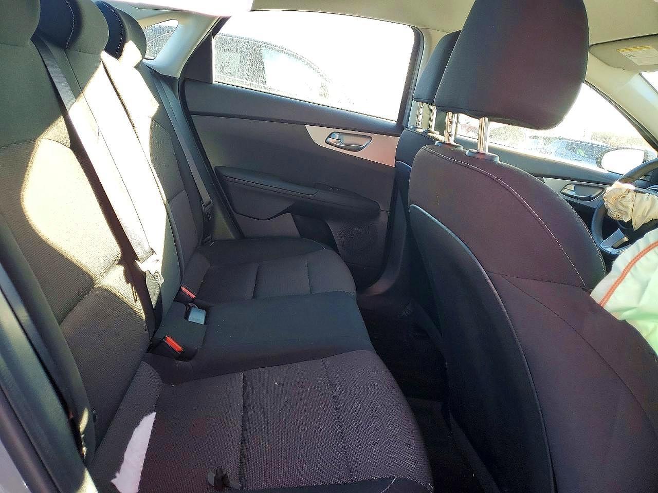 2024 KIA FORTE