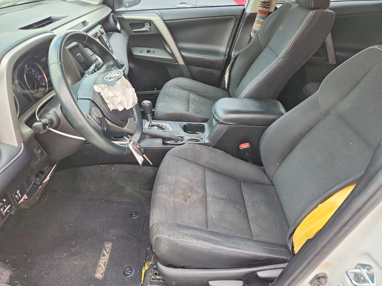 2016 TOYOTA RAV4