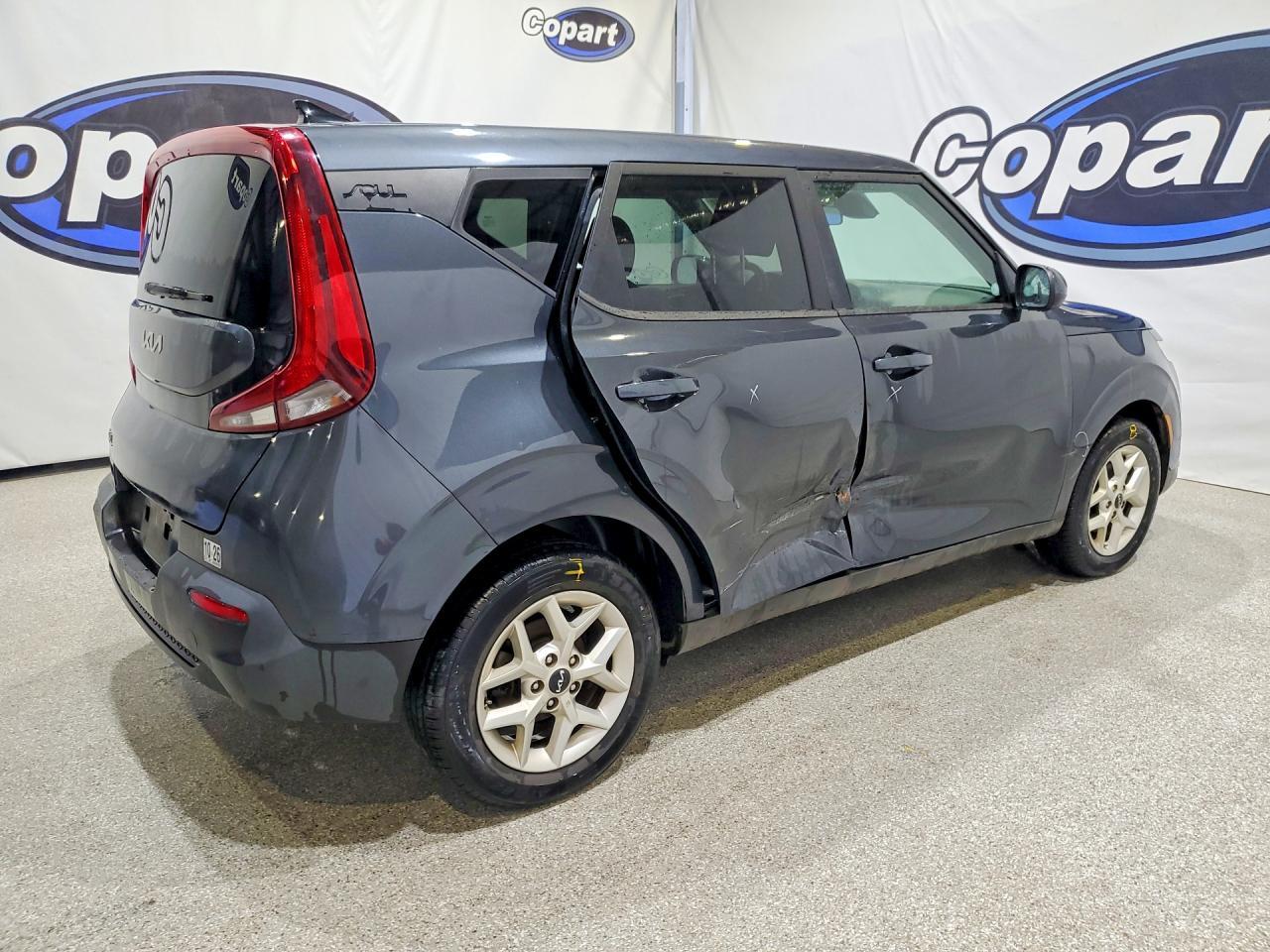 2022 KIA SOUL