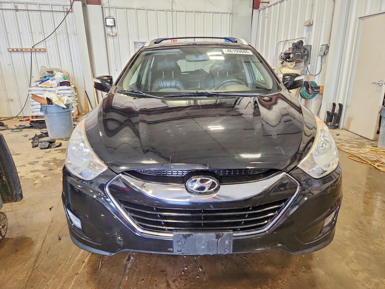 2011 HYUNDAI TUCSON