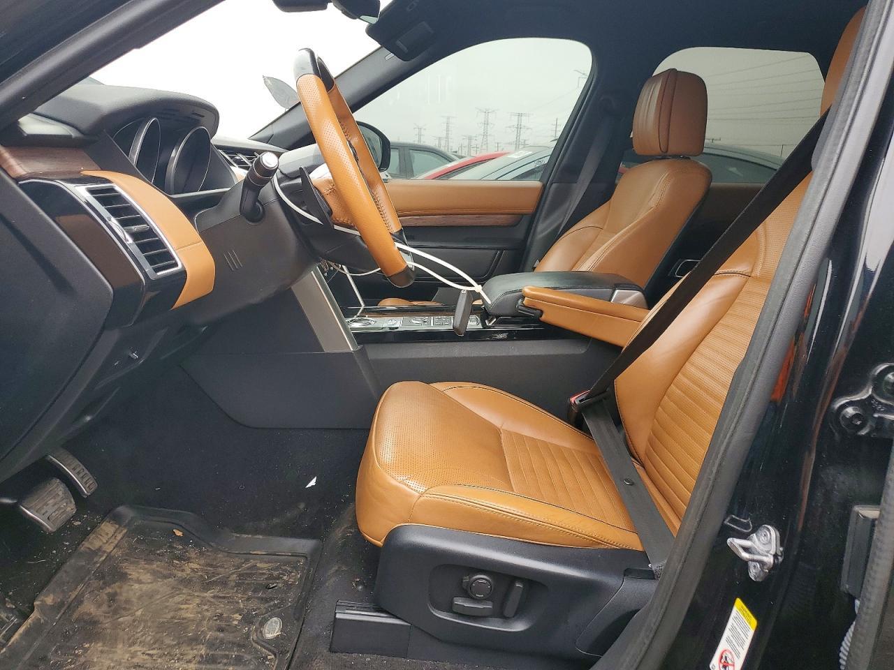 2017 LAND ROVER Discovery