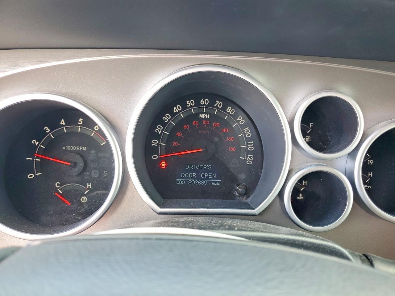 2014 TOYOTA Sequoia
