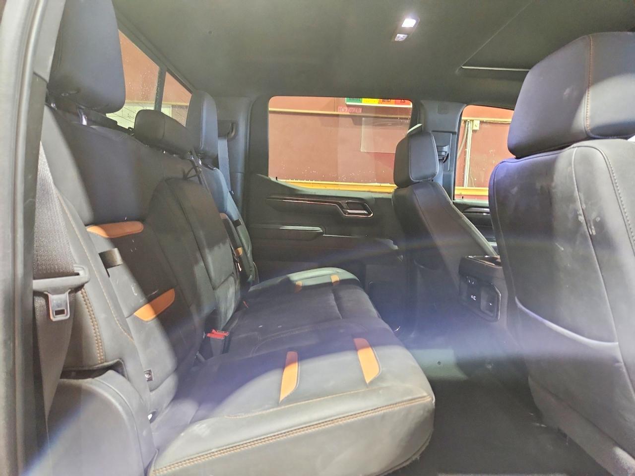 2024 GMC Sierra