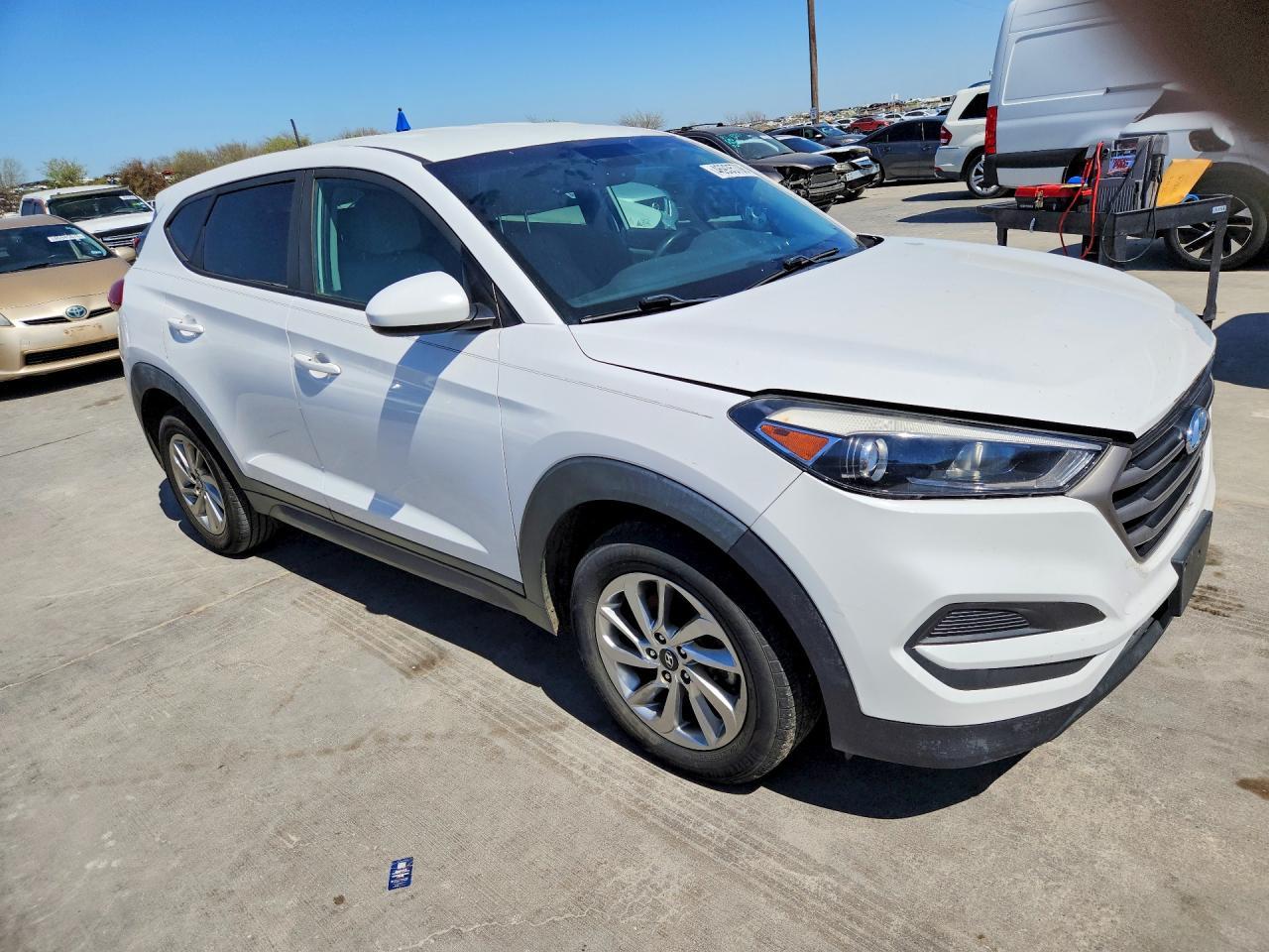 2016 HYUNDAI TUCSON