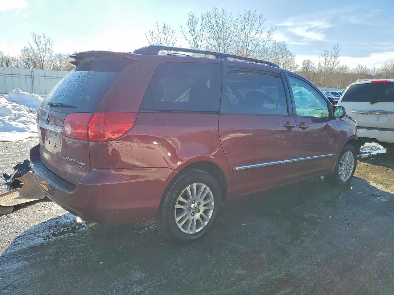 2007 TOYOTA SIENNA