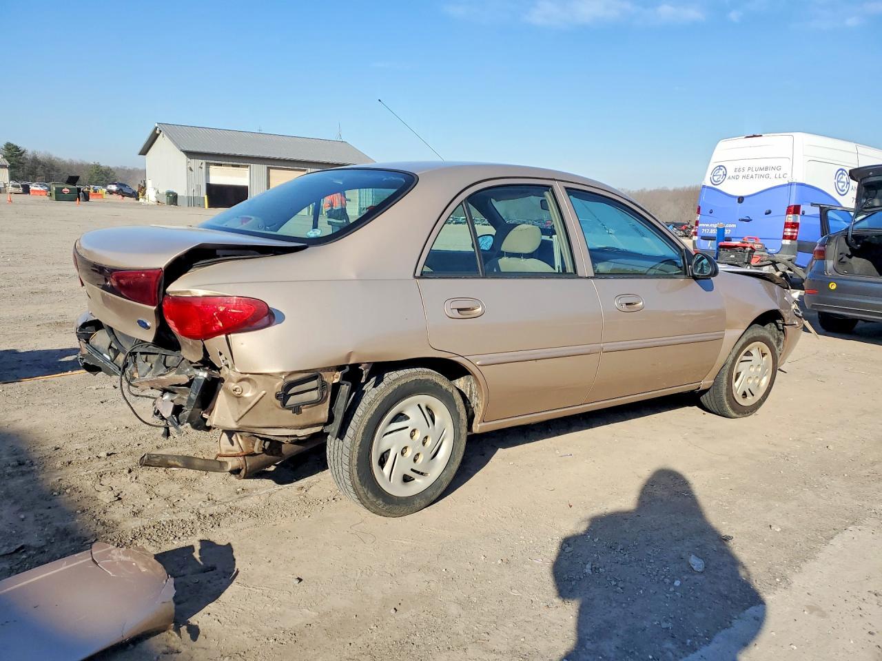 1999 FORD Escort