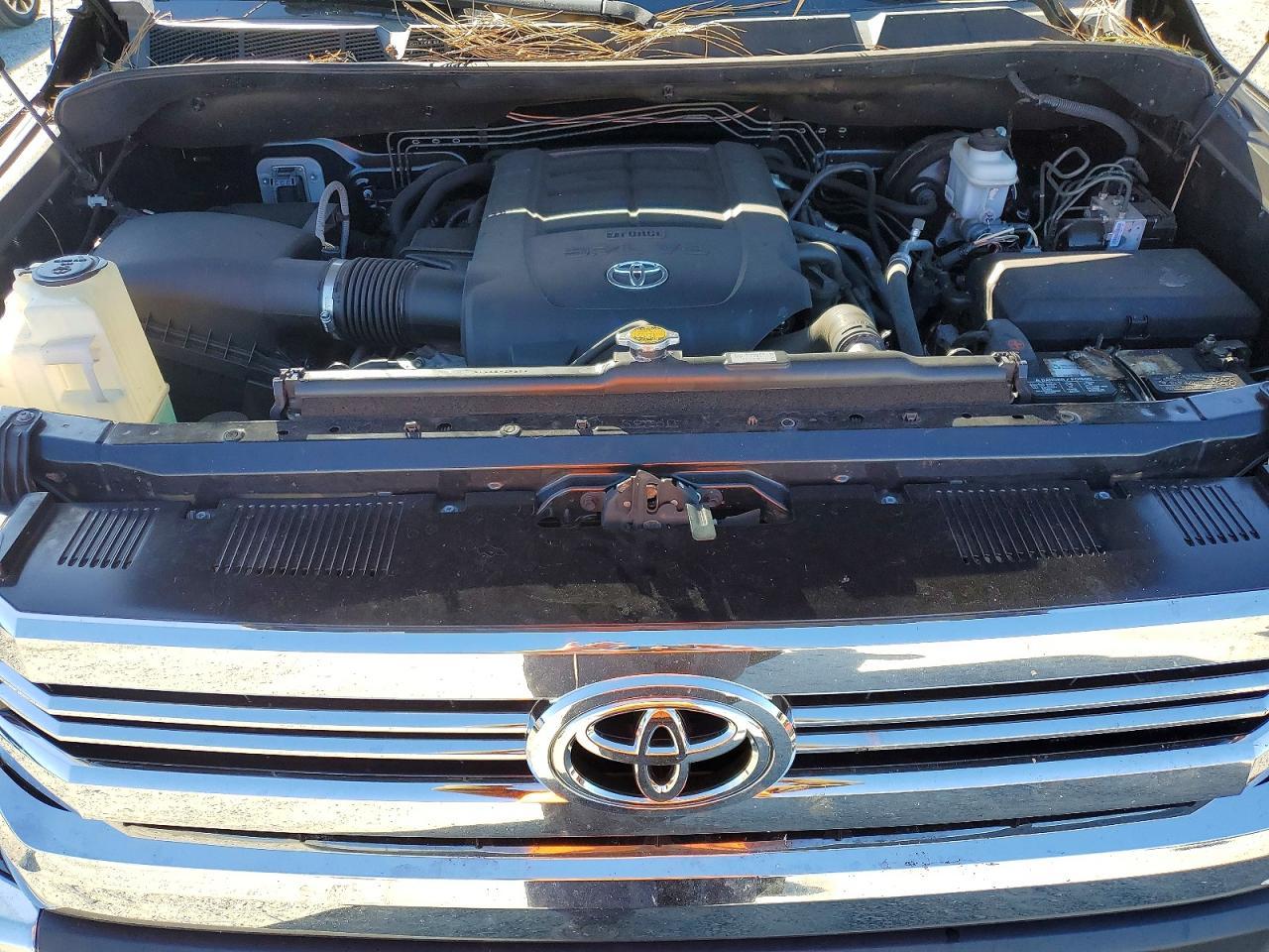 2016 TOYOTA TUNDRA