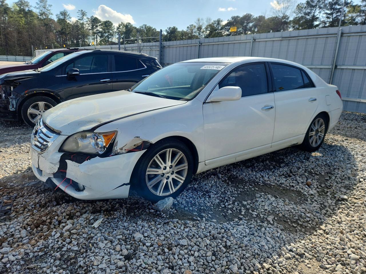 2009 TOYOTA Avalon