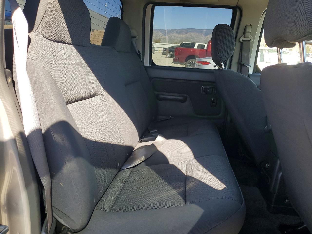 2004 NISSAN Frontier