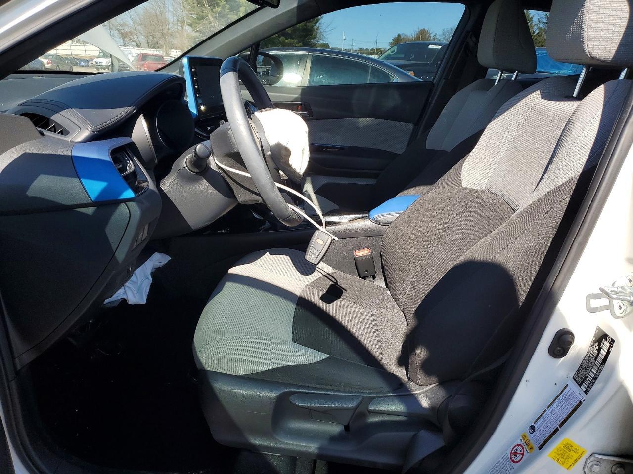 2019 TOYOTA C-HR
