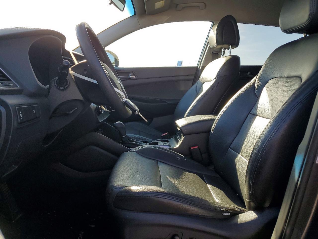 2017 HYUNDAI TUCSON