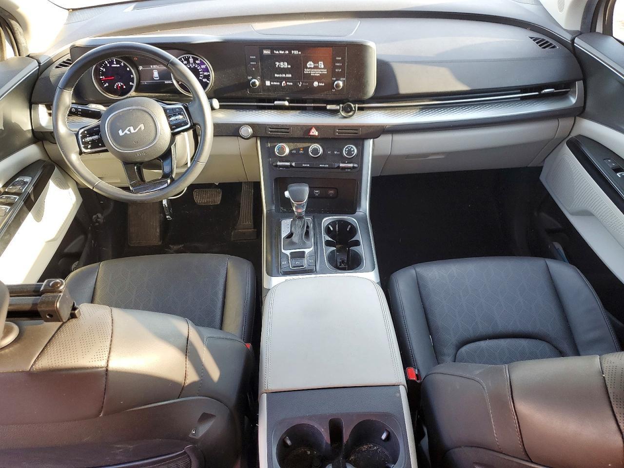 2022 KIA Carnival