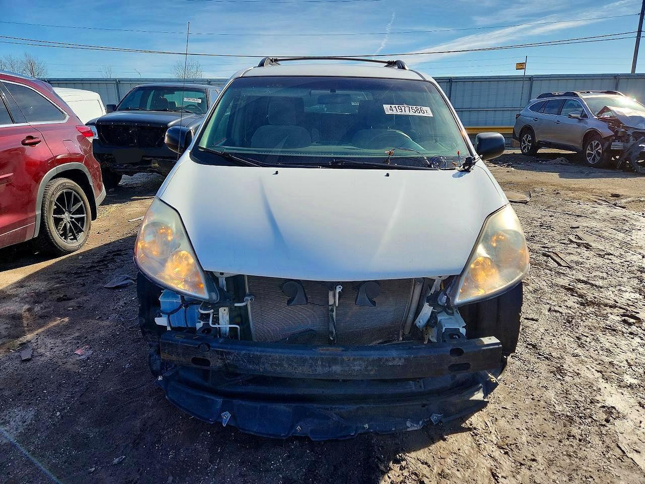 2008 TOYOTA SIENNA