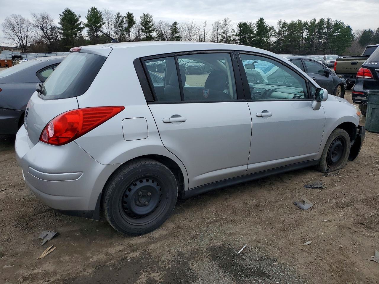 2009 NISSAN VERSA