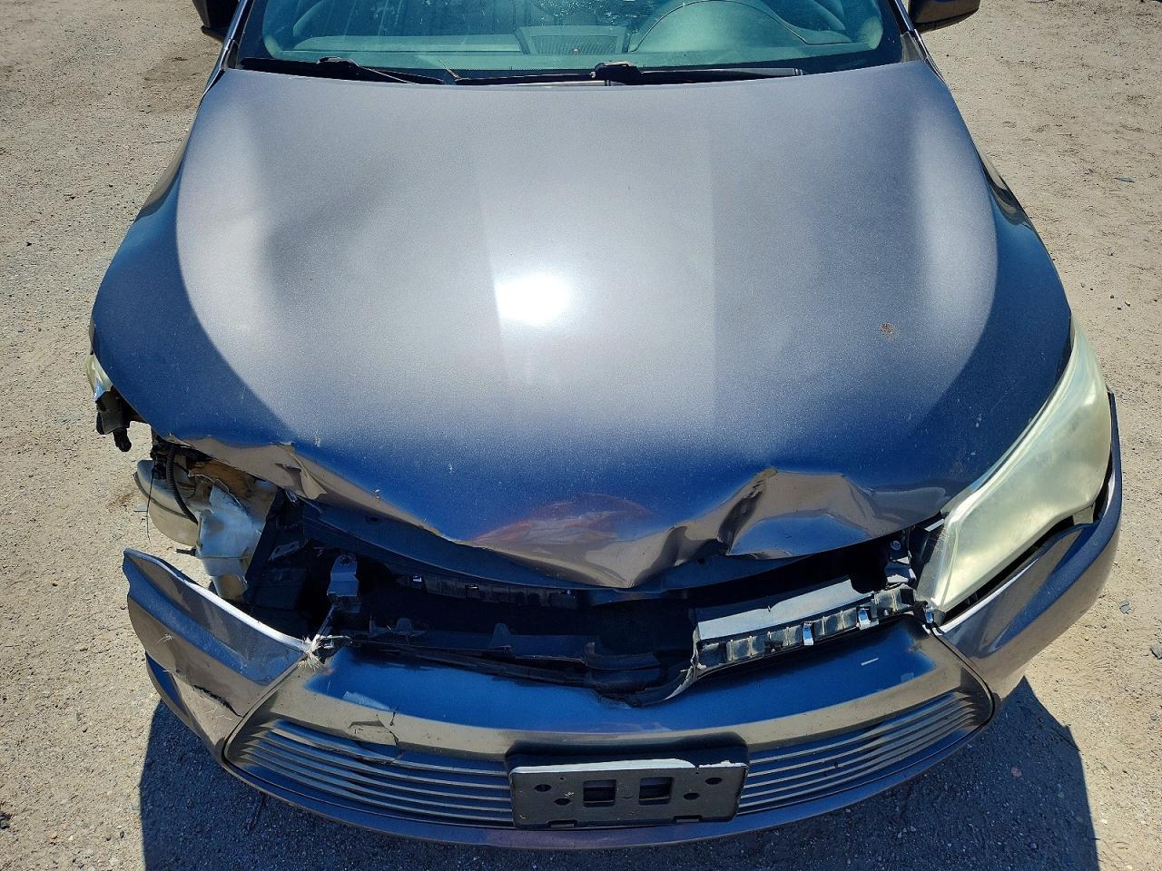 2016 TOYOTA CAMRY