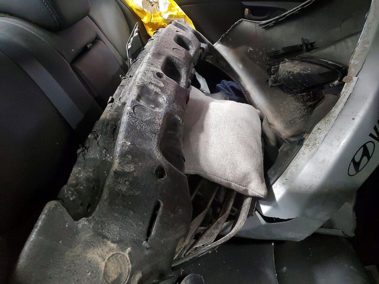 2011 HYUNDAI ELANTRA