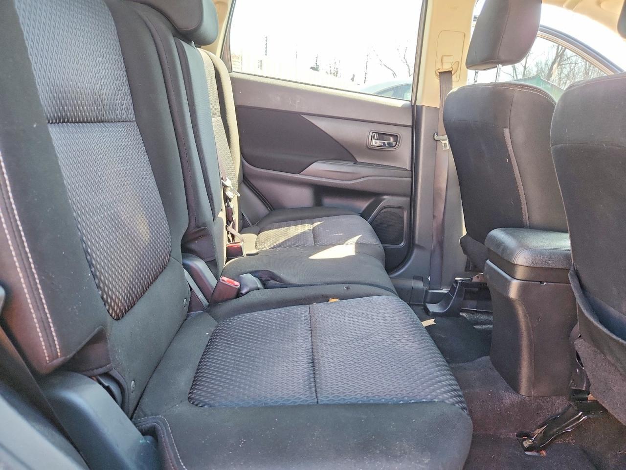 2018 MITSUBISHI outlander