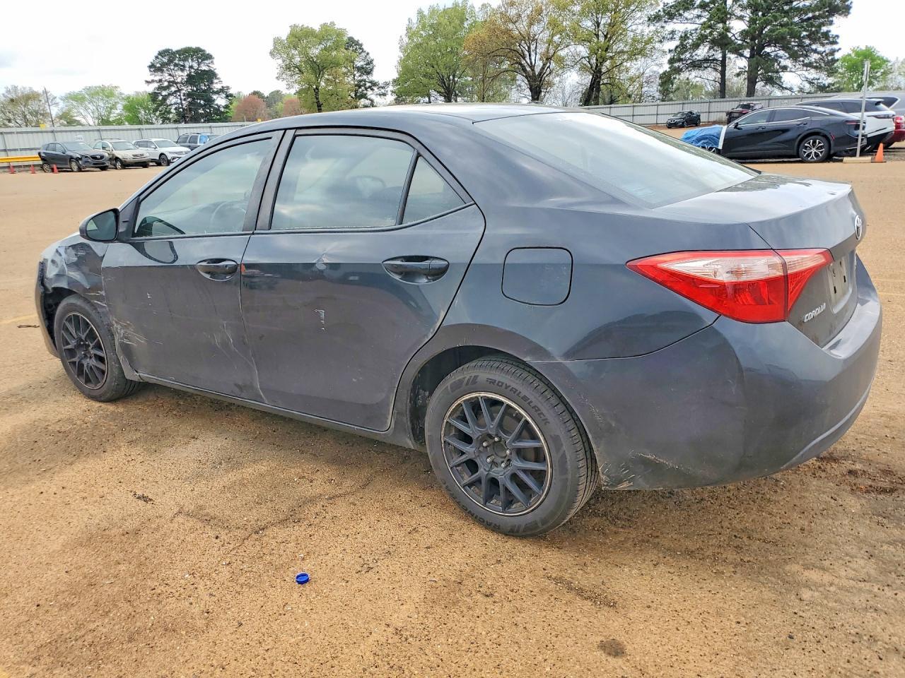 2018 TOYOTA COROLLA
