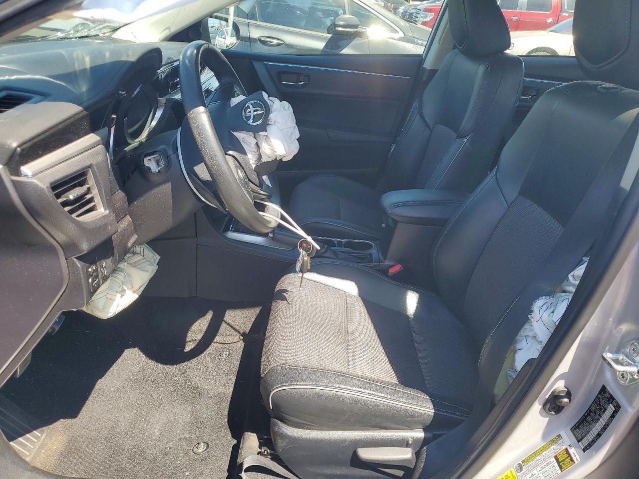 2015 TOYOTA COROLLA