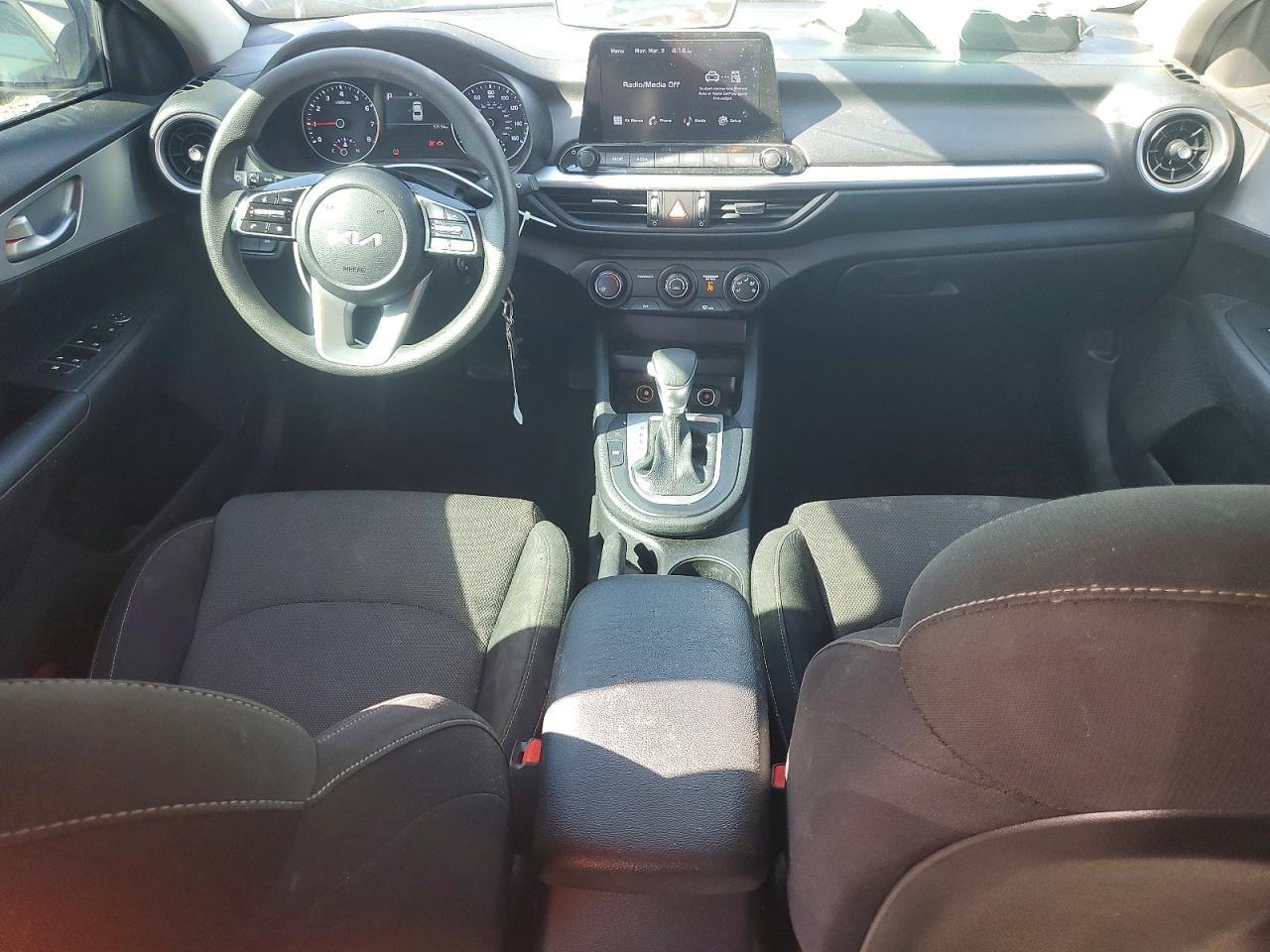 2023 KIA FORTE