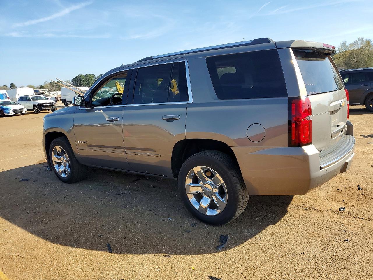 2017 CHEVROLET Tahoe