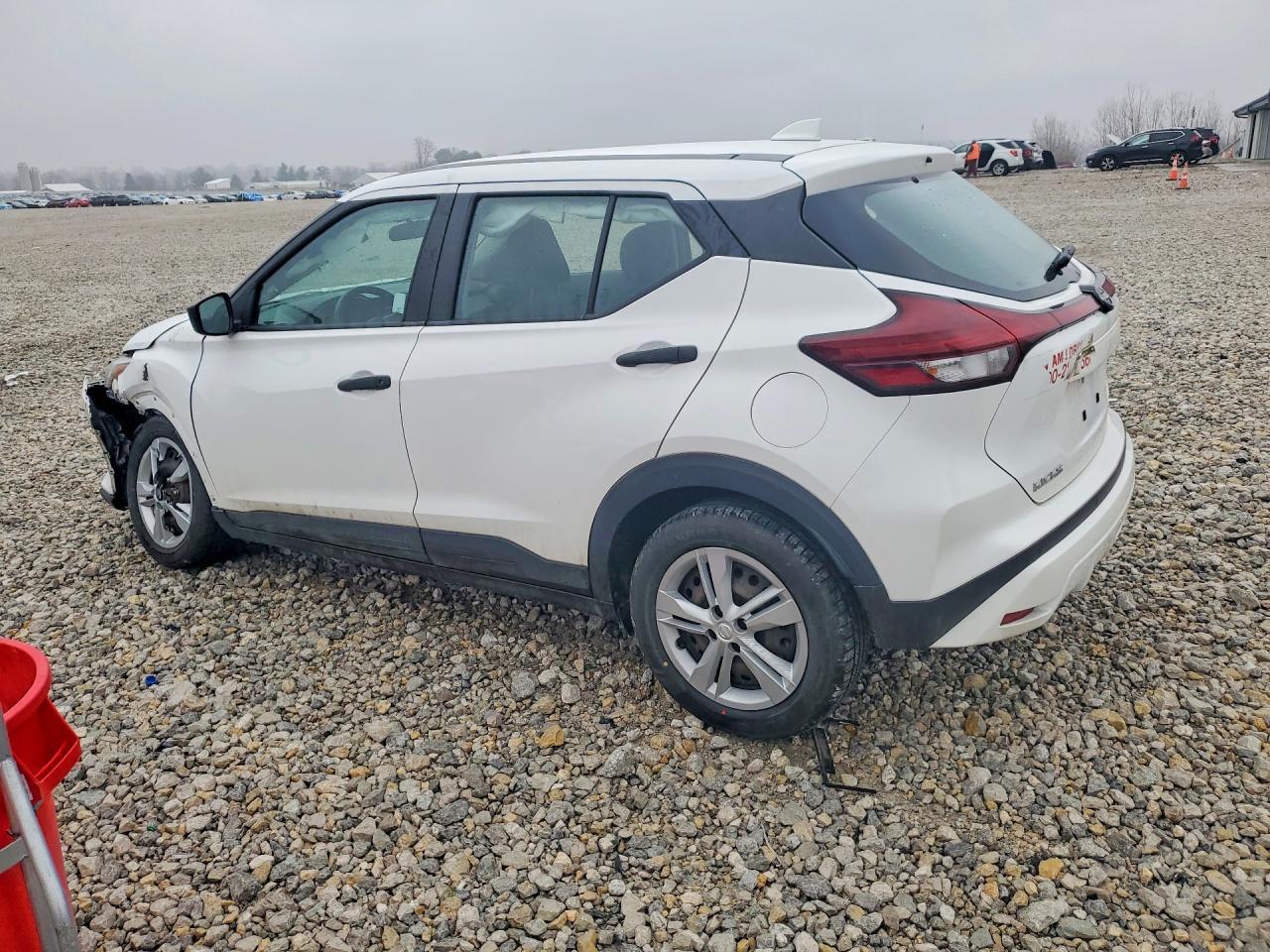 2022 NISSAN KICKS