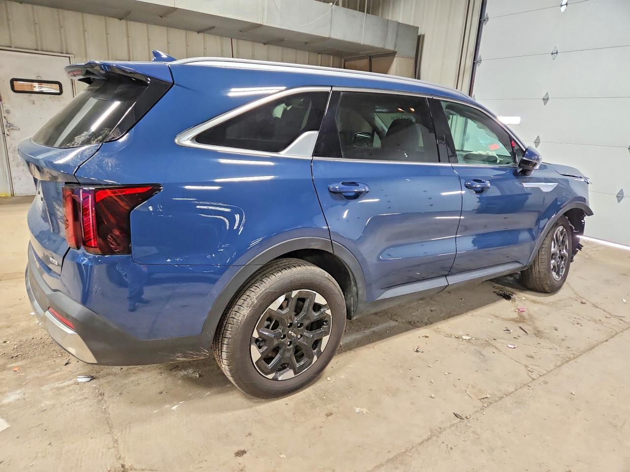 2025 KIA SORENTO