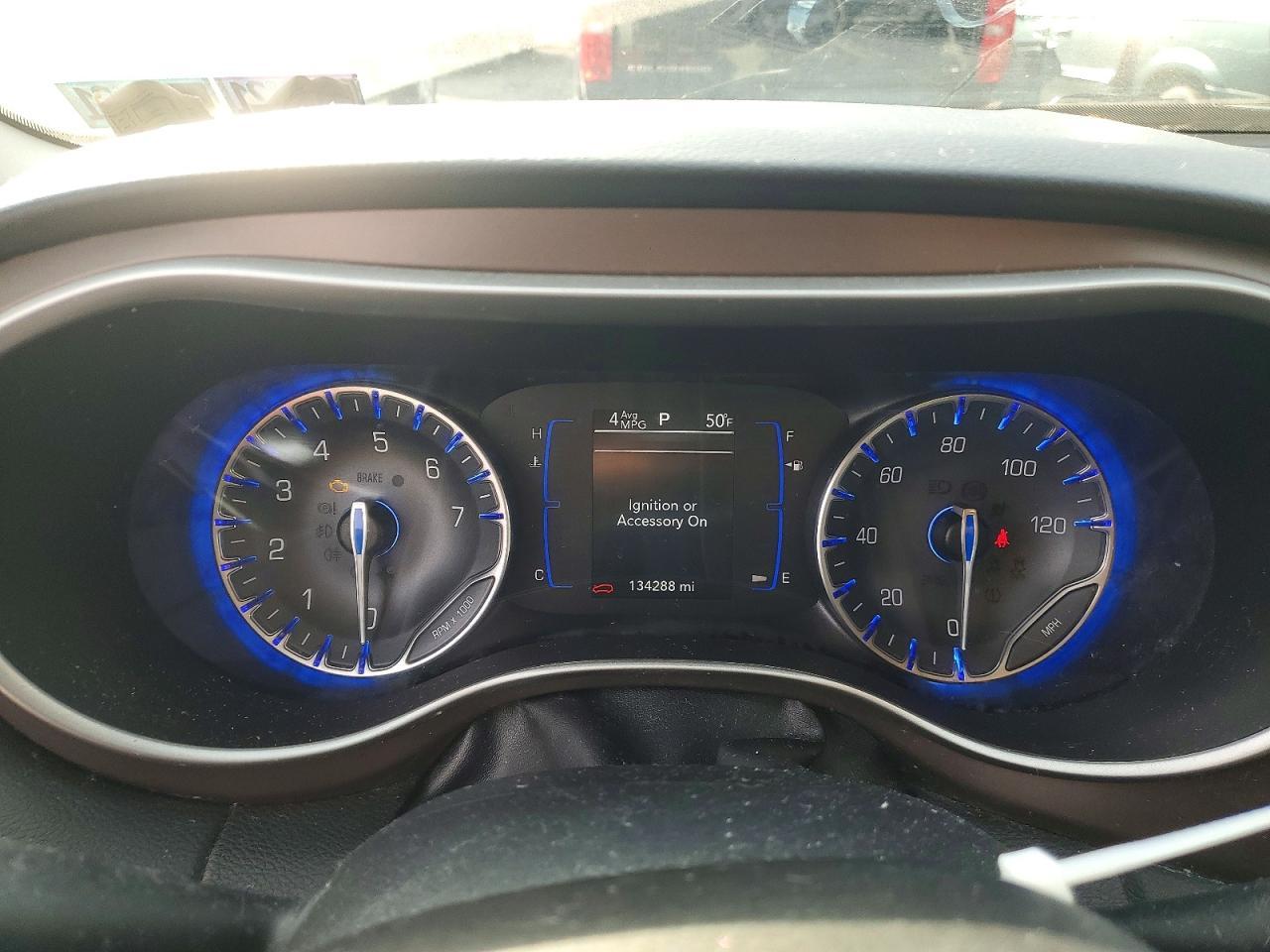 2020 CHRYSLER Voyager