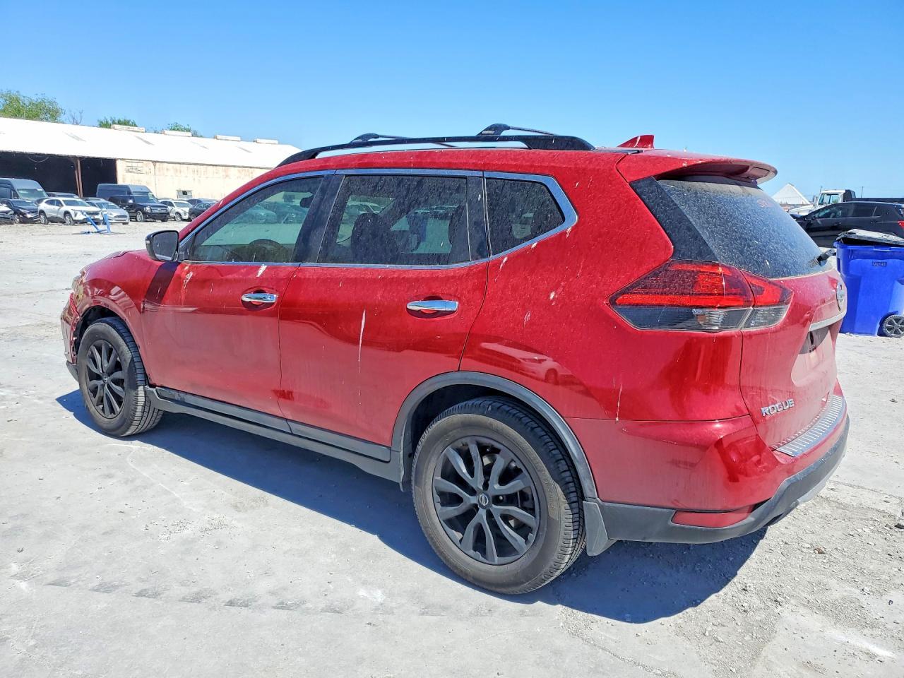2017 NISSAN ROGUE