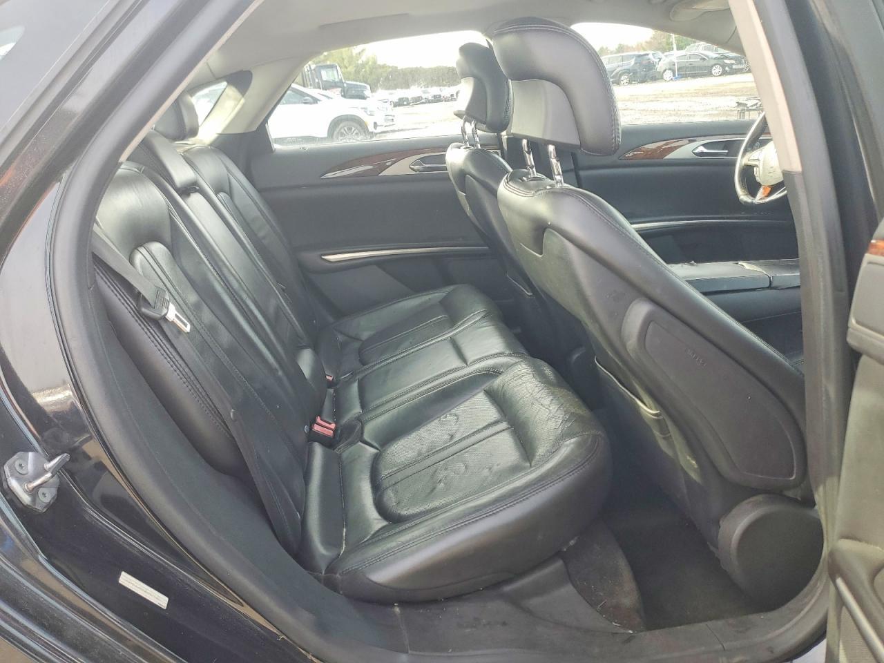 2013 LINCOLN MKZ
