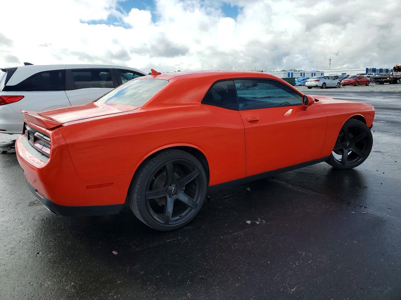2019 DODGE Challenger
