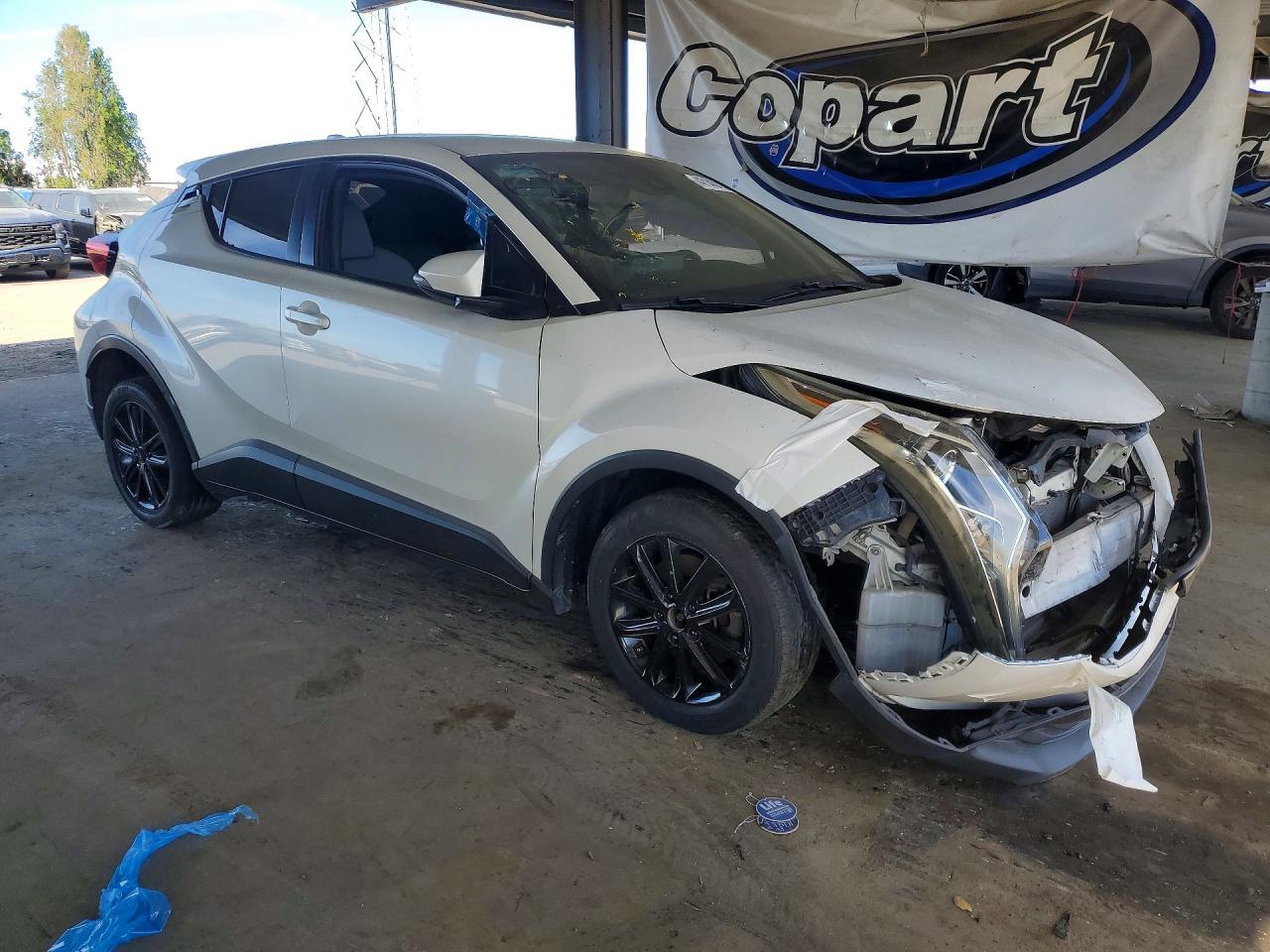 2019 TOYOTA C-HR