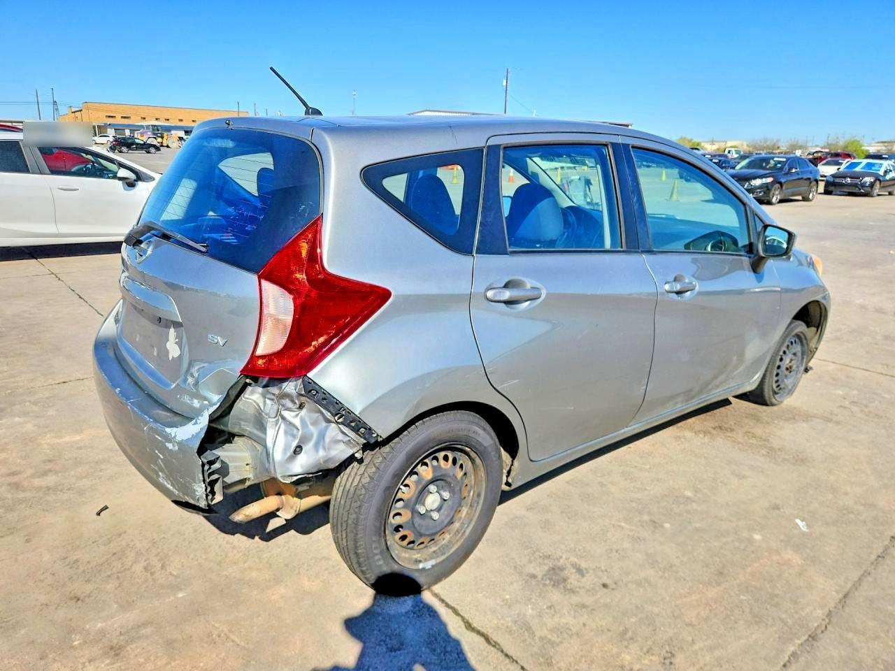 2015 NISSAN Versa Note