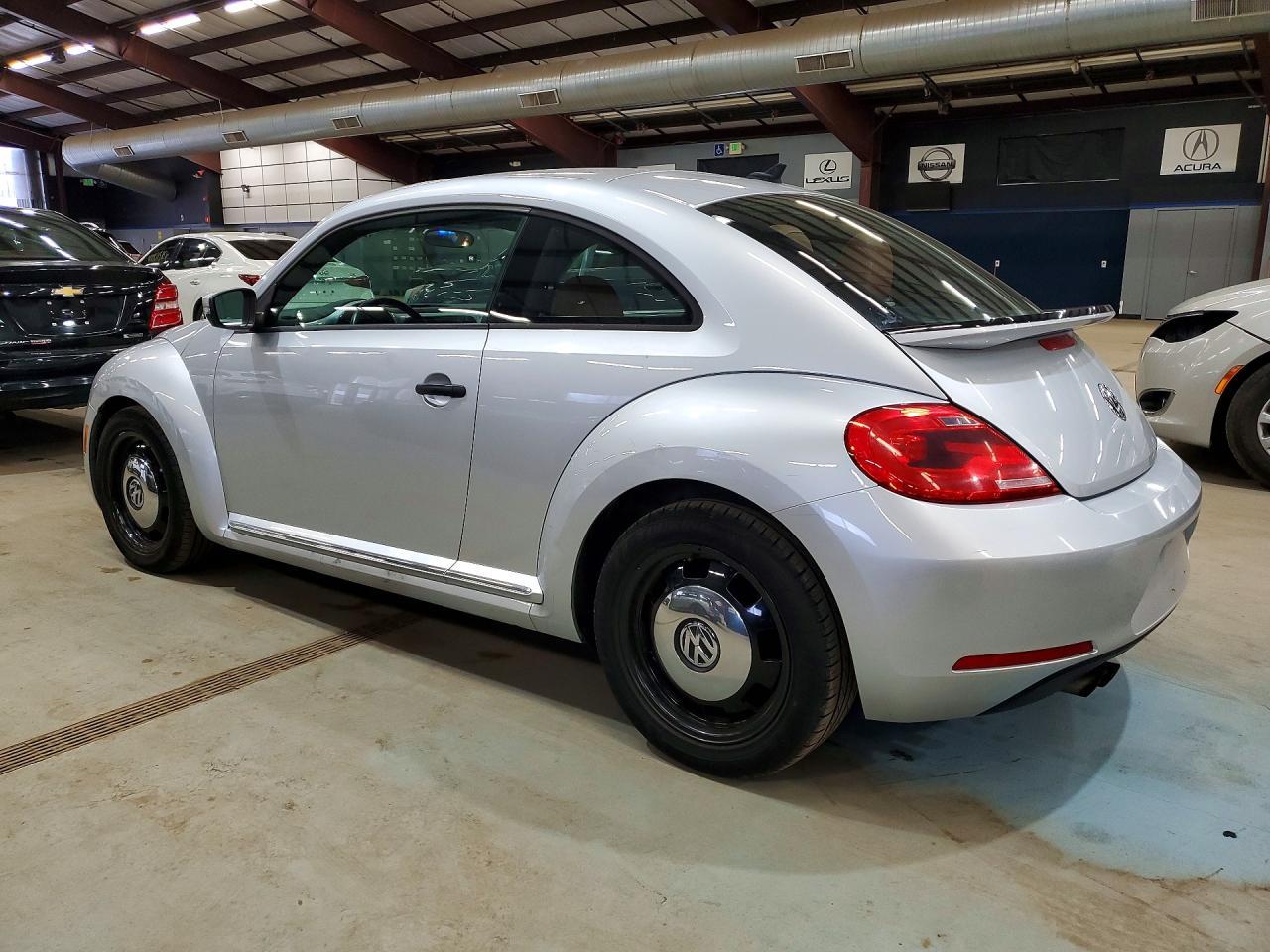 2015 VOLKSWAGEN Beetle