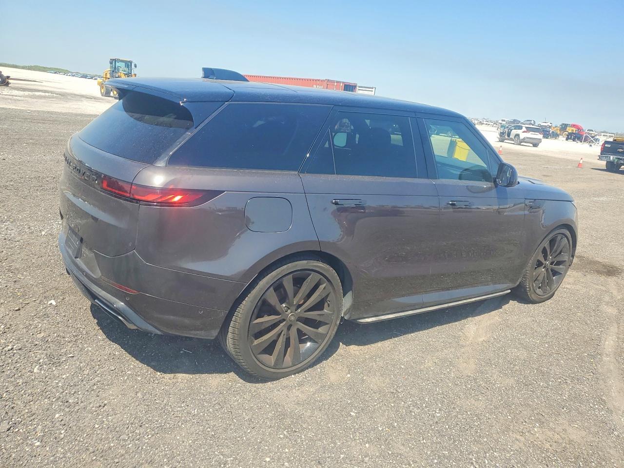 2024 LAND ROVER Range Rvr