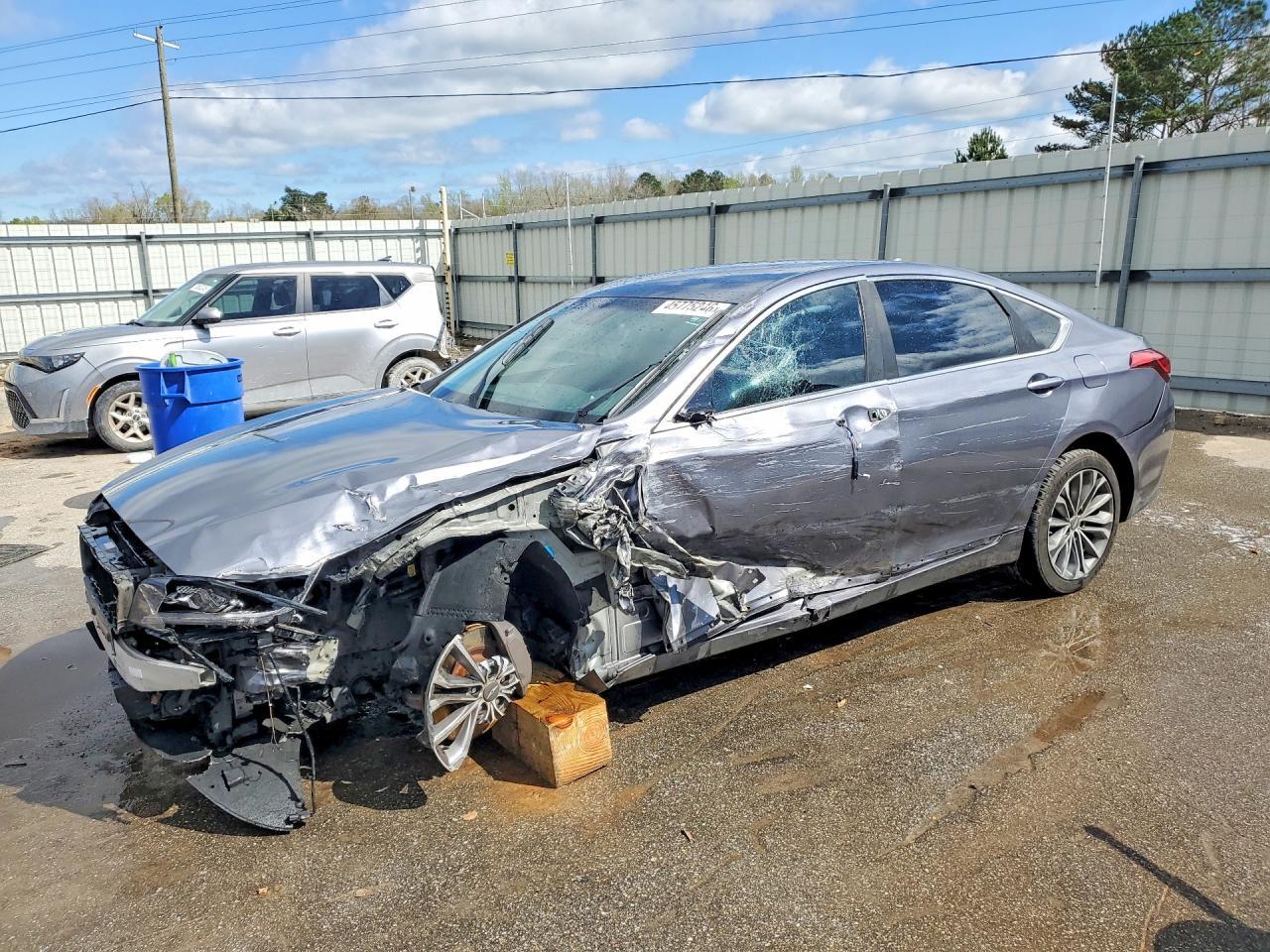 2016 HYUNDAI GENESIS