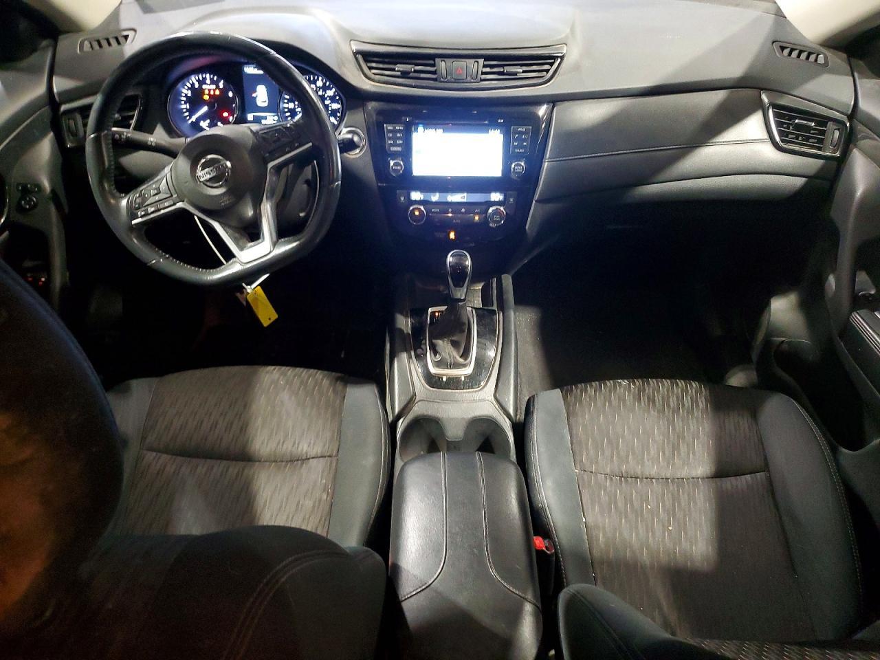 2017 NISSAN ROGUE