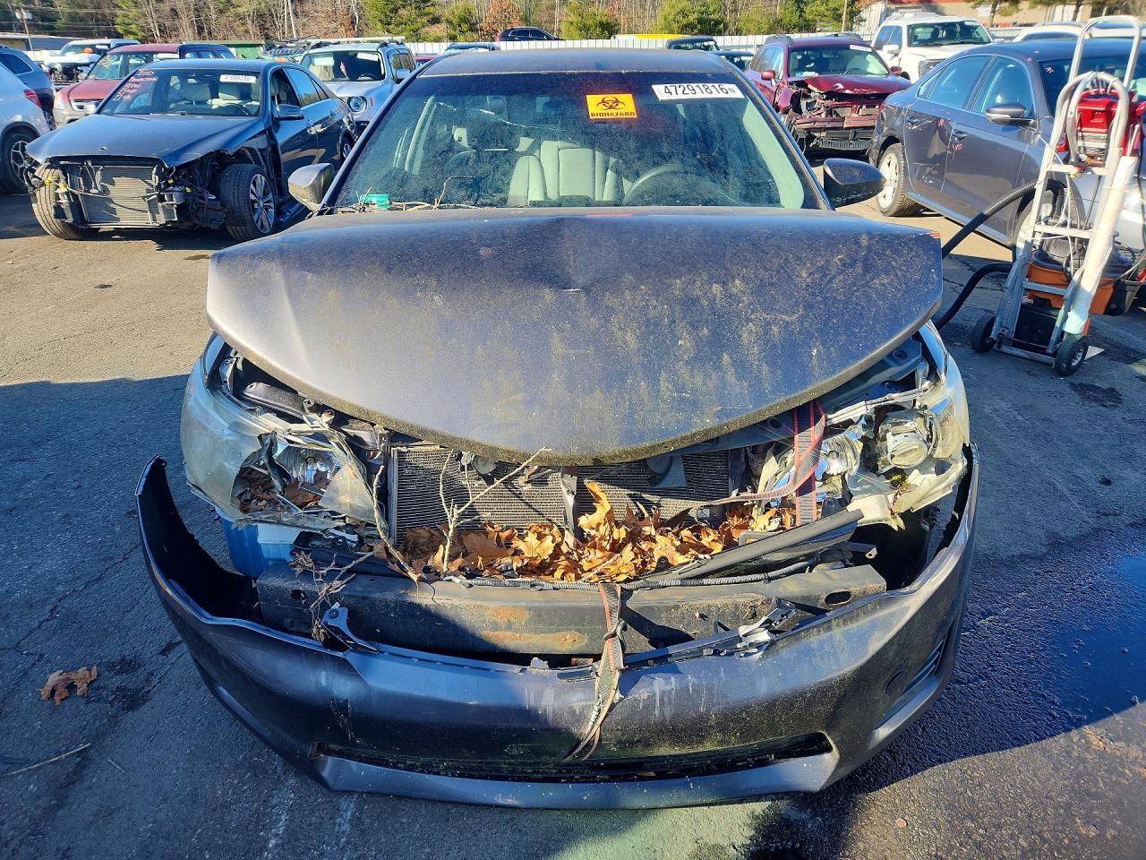 2014 TOYOTA CAMRY