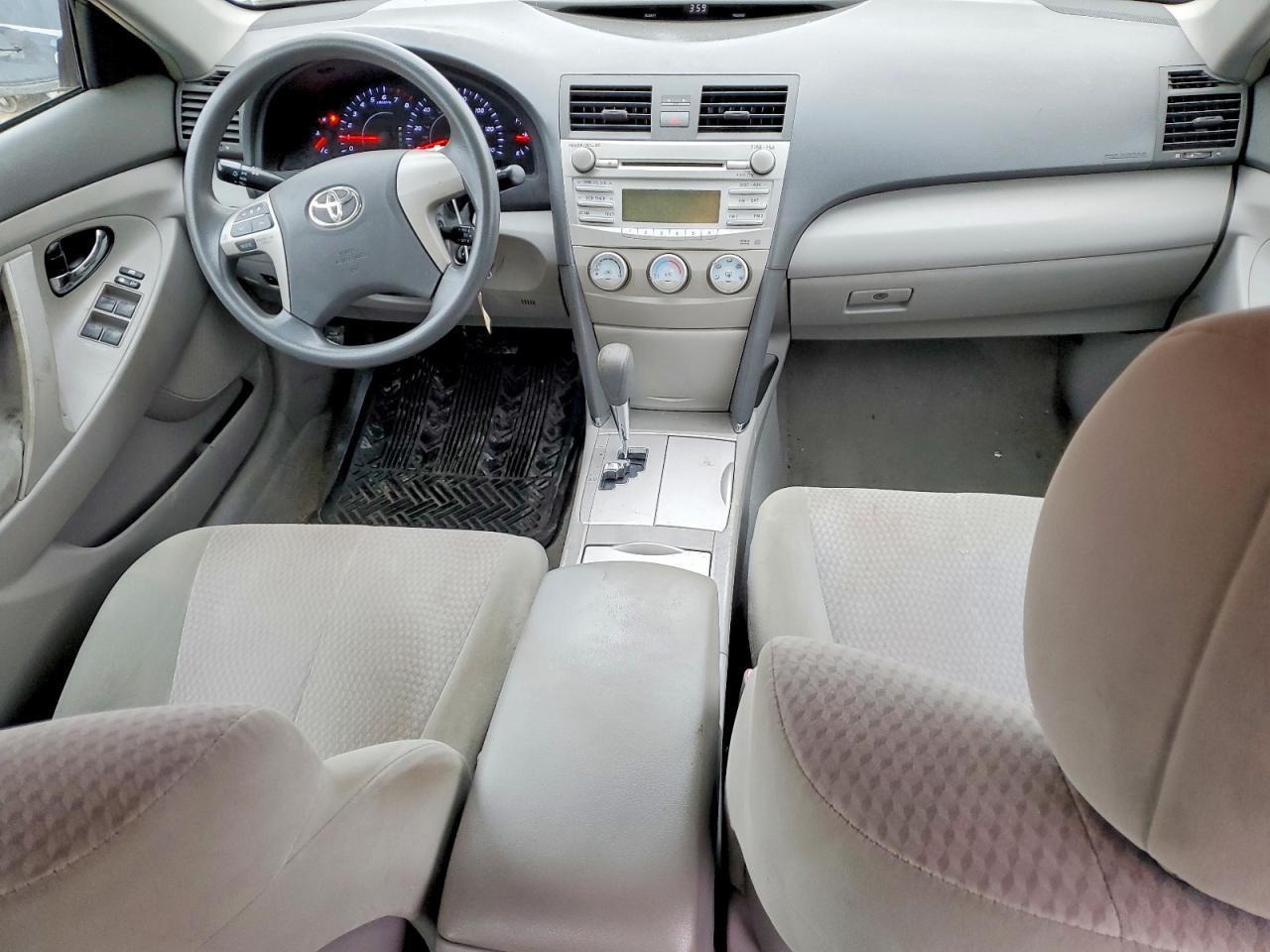 2011 TOYOTA CAMRY