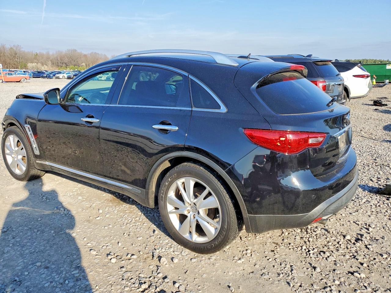 2013 INFINITI FX37