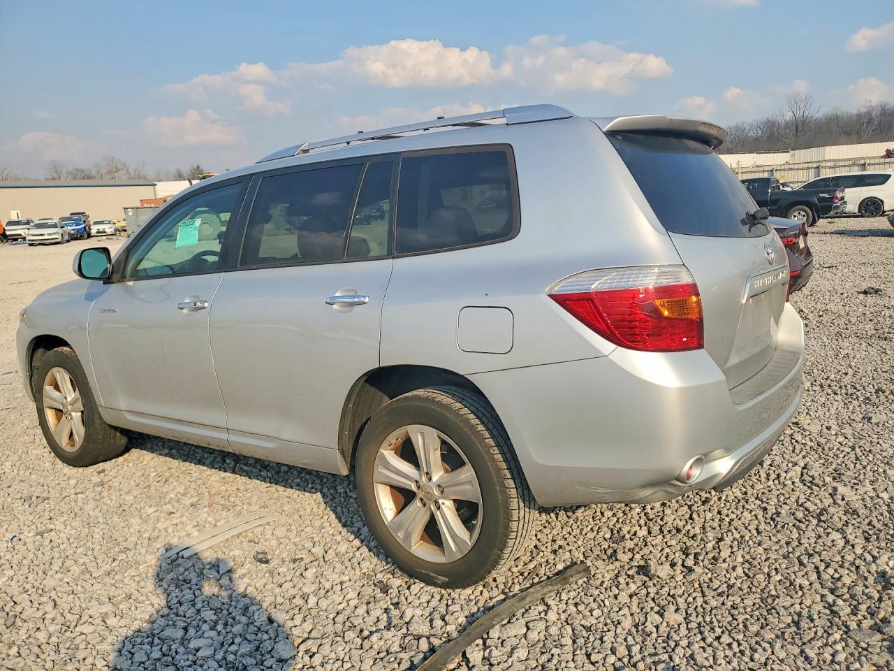 2010 TOYOTA HIGHLANDER