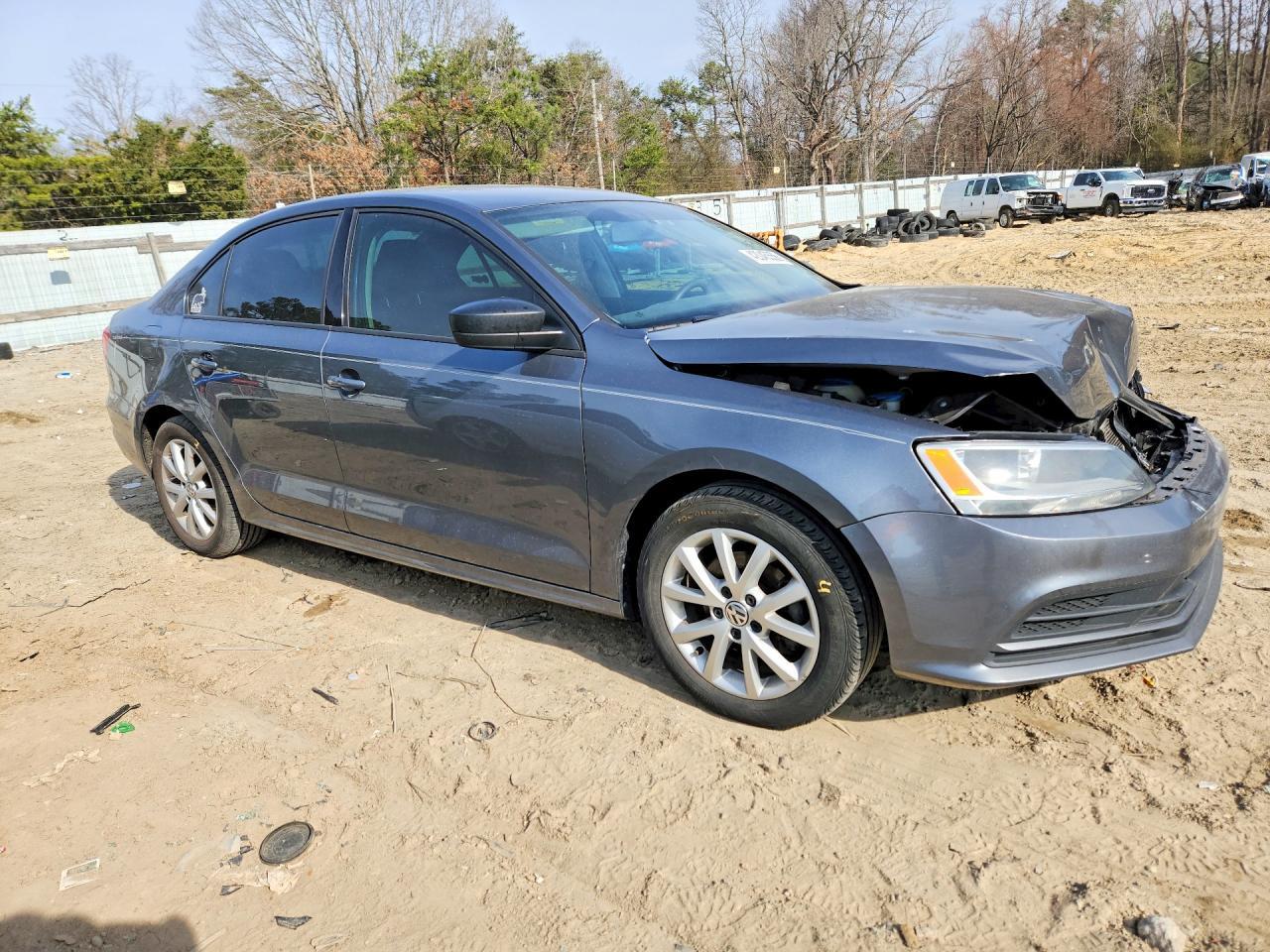 2015 VOLKSWAGEN JETTA