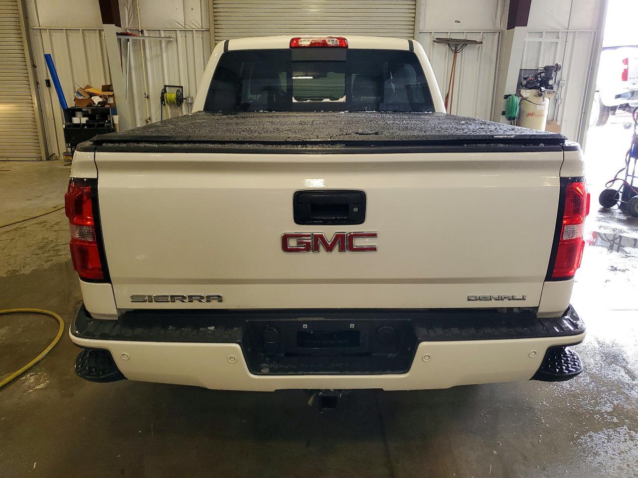 2015 GMC Sierra