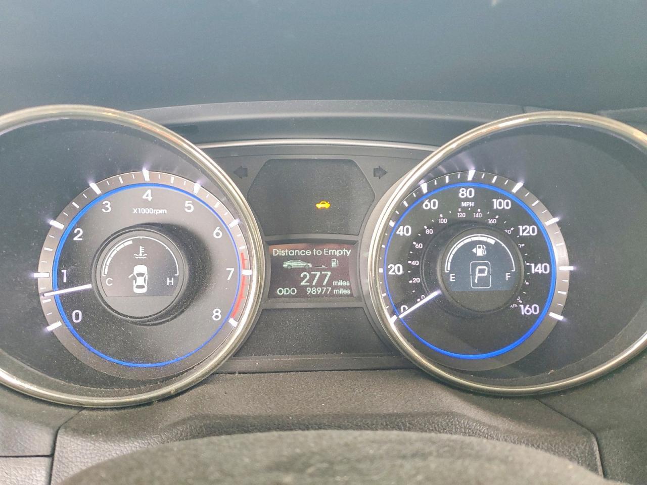 2011 HYUNDAI SONATA