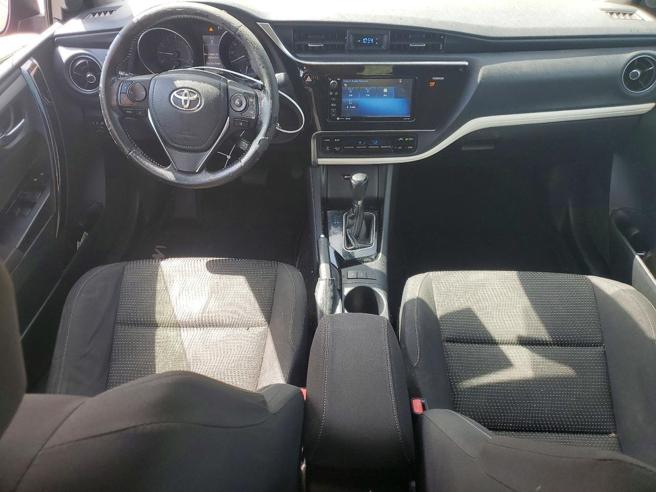 2017 TOYOTA COROLLA